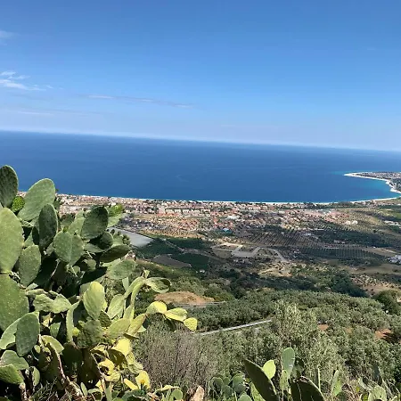 Brezza Marina Nyaraló